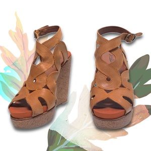 Lucky Brand Leather Fall 8 / 8.5 Wedge Heel Bootie